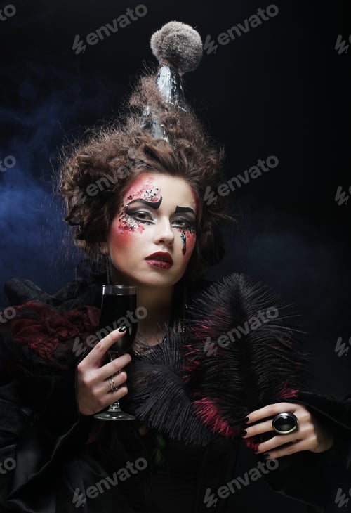 Preview: Young Woman With Gothic Make-Up And Crazy Hair-Style. Creative Fashion Masquerade. Party Time.