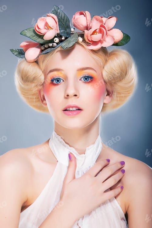 Preview: Renaissance Style - Luxurious Blonde Hairstyle Model Lovely Girl Posing In Studio. Series Of Photos