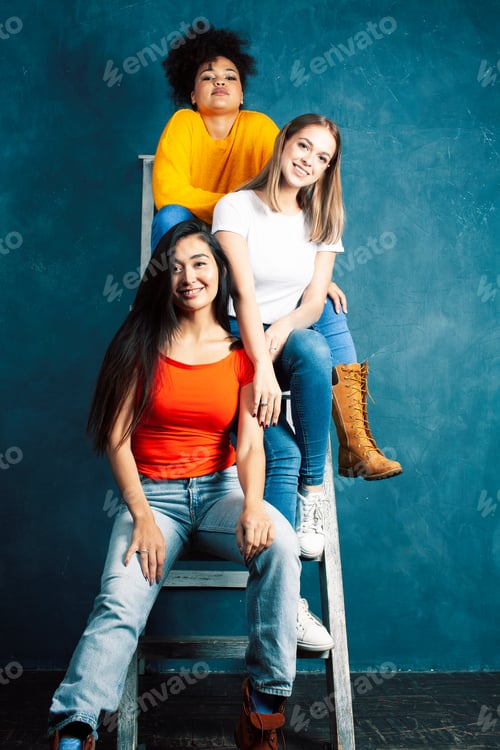 Preview: Young Pretty Girls Student Posing Cheerful In Classroom Together Friends Diverse Nations, Lifestyle