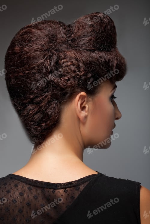 Preview: Portrait Of A Beautiful Woman With Stylish Hairstyle And Makeup