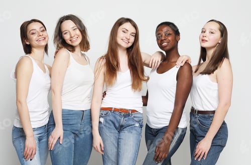 Preview: Lifestyle, Friendship And People Concept - Group Of Five Girls Friends Of Different Nationalities