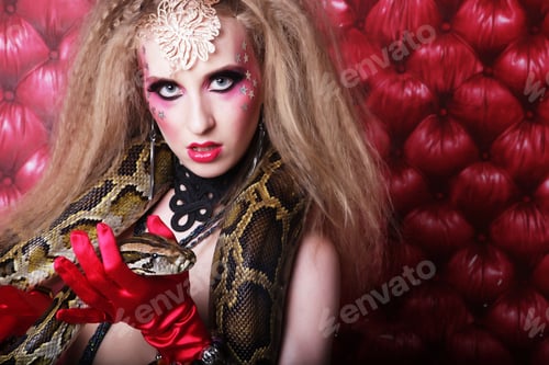 Preview: A Burlesque Woman Holding Phyton