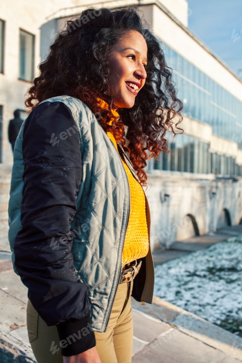Preview: Young Pretty Afican American Girl Happy Smiling On City Background, Lifestyle People Outside