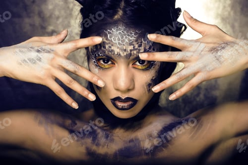 Preview: Fashion Portrait Of Pretty Young Woman With Creative Make Up Like A Snake