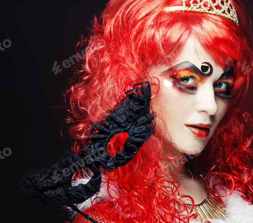 Preview: Beautiful Redhair Woman With Mask. Carnaval Visage.