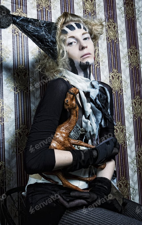 Preview: Beautiful Creative Fashion Woman With Camel