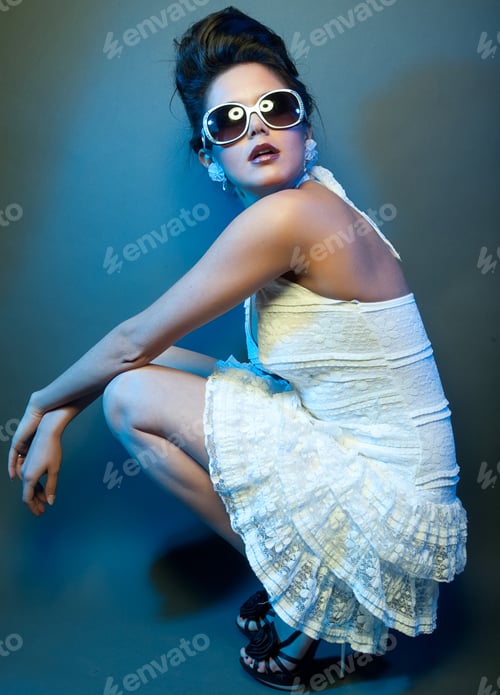 Preview: Fashion Lady With Sunglasses