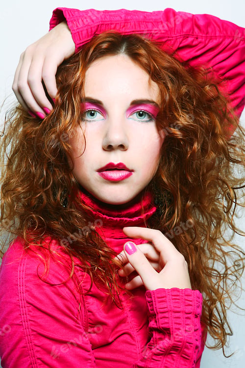 Preview: Beautiful Fashion Model With Bright Make Up
