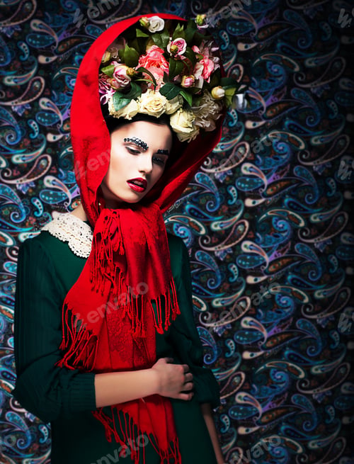 Preview: Maiden. Tenderness. Dreamy Fascinating Woman With Flowers. Renaissance