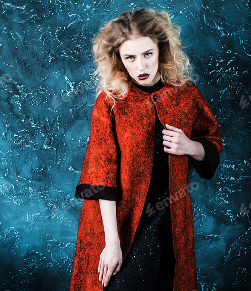 Preview: Fashionable Stylish Woman Dressed In A Red Coat