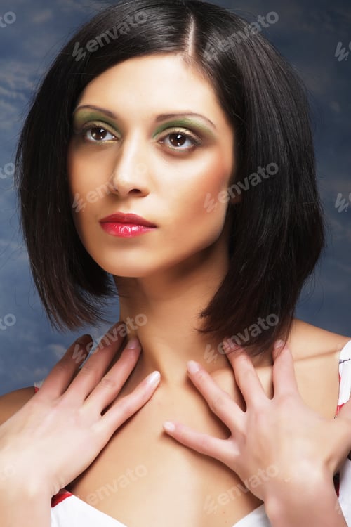 Preview: Portrait Of A Beautiful Brunette Woman