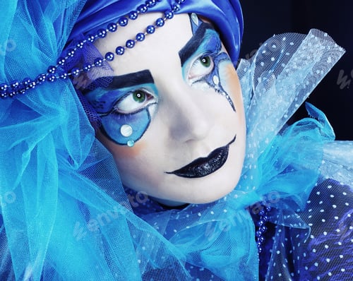 Vista previa: Holiday Make-Up.Beautiful Woman'S Face