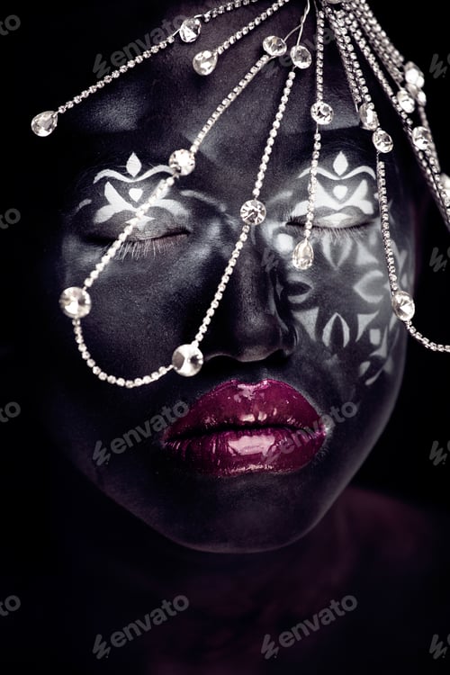 Preview: Asian Girl With Creative Make Up, Print On Face, Hat Of Rhinestones