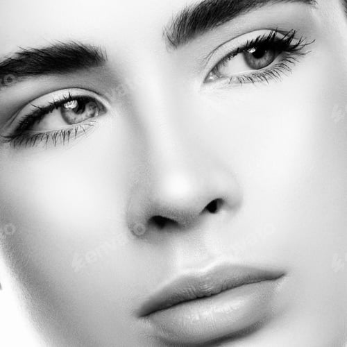 Preview: Close-Up Beauty Portrait Of Beautiful Woman With Perfect Day Makeup And Skin Tone. Fashion Beauty
