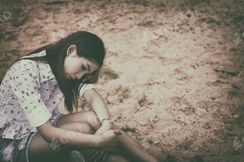 Preview: Sad Woman Sit On Ground She Sad She Regrets She Alone,Dark Tone,Vintage