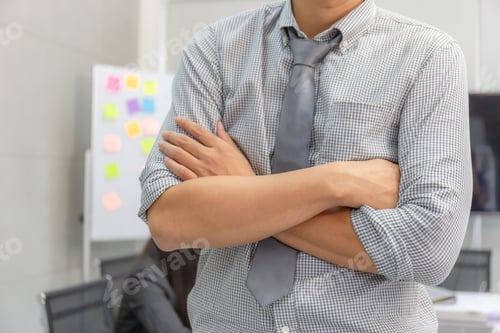 Preview: Young Business Man In Smart Casual Wear Crossed Arms In The Office