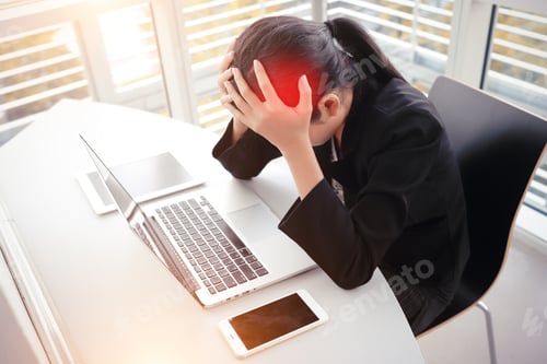Preview: Too Serious Working Women, It Made Her Headache