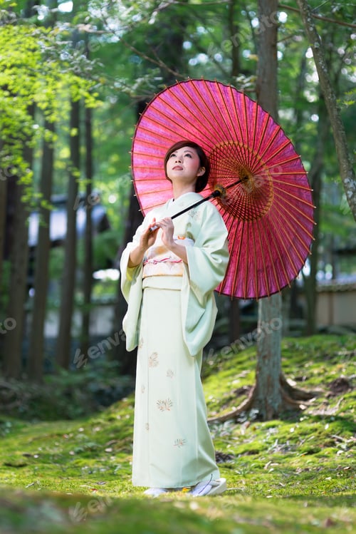 Preview: Beautiful Woman Wearing A Japanese Kimono