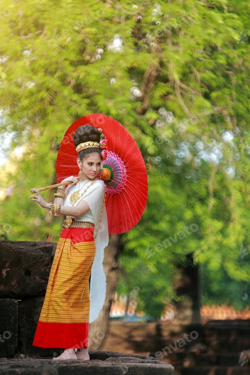 Preview: Asian Women Dressed In Beautiful Thai Dress.