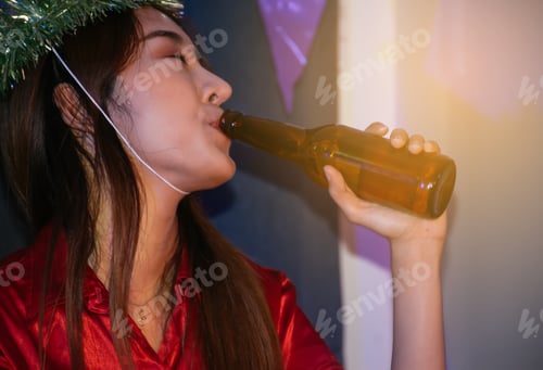 Preview: Young Women With Drinks In A Nightclub.Woman Celebrate With Various Drinks In Celebration.People