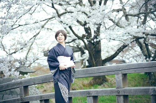 Preview: Kimono Woman
