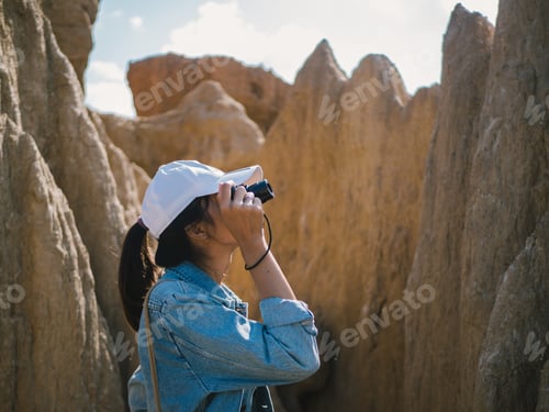 Preview: Asian Women With Camera Travel Holiday Relaxation Concept , Vintage Style.