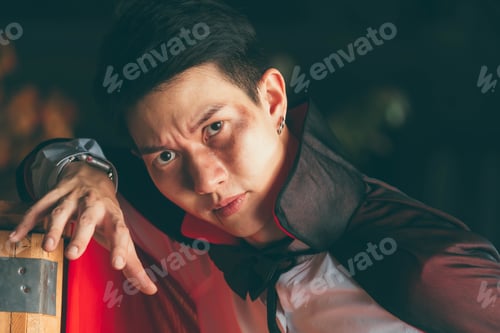 Preview: Vampire Man With Blood In Halloween Concept