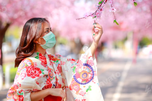 Preview: Portrait Of A Traveler Young Asian Woman Wear A Dress Yukata And Wearing Surgical Mask To Protect