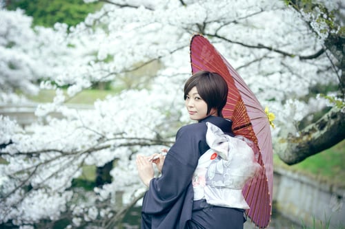 Preview: Kimono Woman