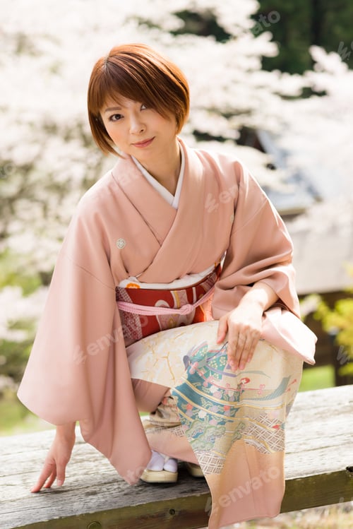 Preview: Woman And Cherry Blossoms Of The Japanese Kimono