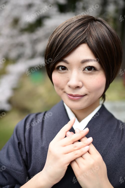 Preview: Japanese Woman