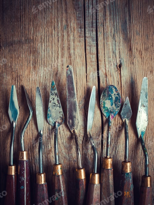 Preview: Set Of Artist Palette Knifes On Old Wooden Rustic Table, Retro Stylized