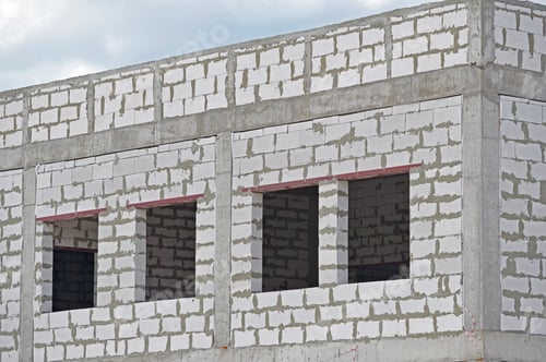 Preview: The Building Under Big Construction