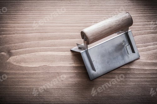 Preview: Single Angle Former On Wooden Board.