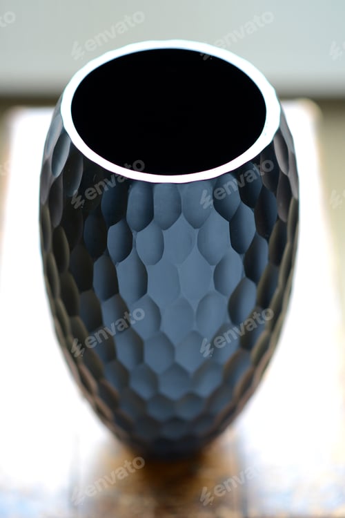 Preview: Black Decorative Glass Vase With Cut Scallops