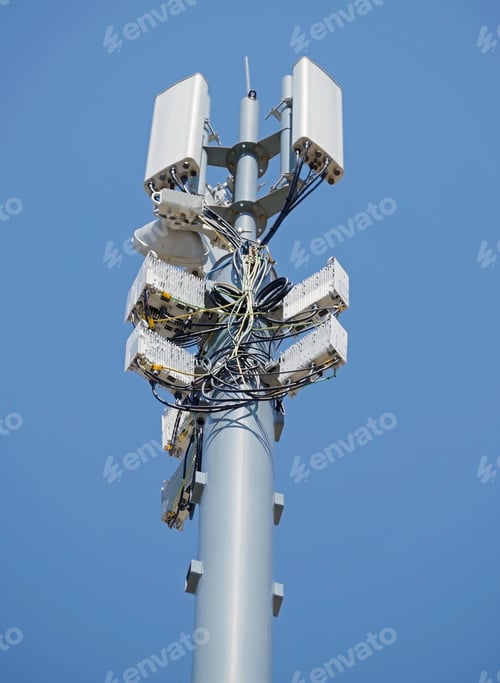 Preview: Tower With Aerials Of Cellular On A Background Blue Sky