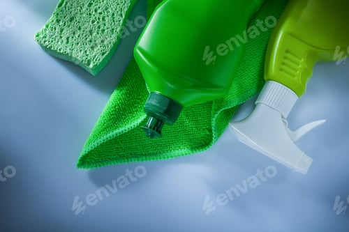 Preview: Kitchen Dishcloth Bottles Sprayer Sponge On White Background.