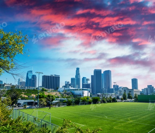 Preview: Buildings Of Downtown Los Angeles From Vista Hermosa Natural Park, California.