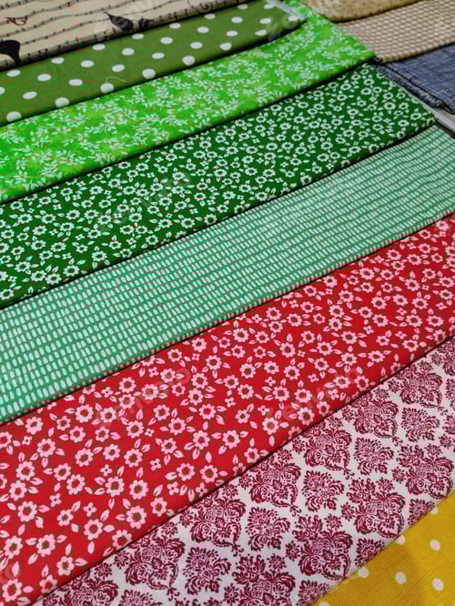 Preview: Collection of Patterned Fabrics in Different Colors
