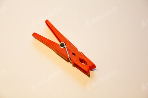 Preview: Red Clothespin.