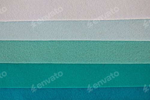 Visualização: Feltro colorido branco e azul.