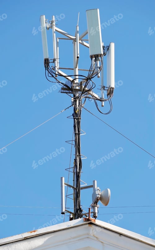 Preview: Tower With Aerials Of Cellular On A Background Blue Sky
