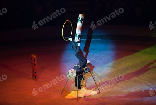 Preview: Juggler Performance In The Circus