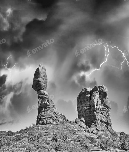 Preview: Arches National Park, Utah. Dramatic Sky In Summer Season.