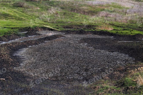Preview: Burnt Dry Grass Cause Rapid Spread Of Fire