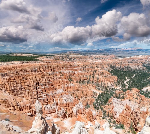 Preview: Panoramic View Of Bryce Canyon National Park.