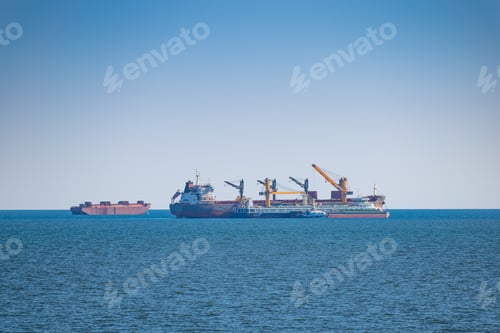 Preview: Bulk Carrier Is Being Loaded At Sea