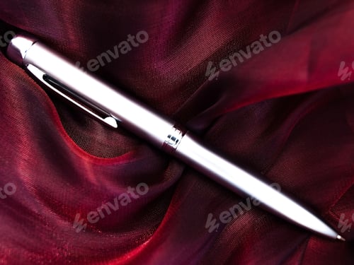 Preview: Single Silver Pen Pen At Fabric