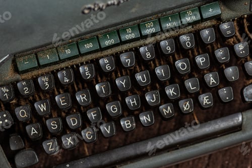 Preview: Old And Dusty Mechanical Typewriter Made In Grey Metal.
