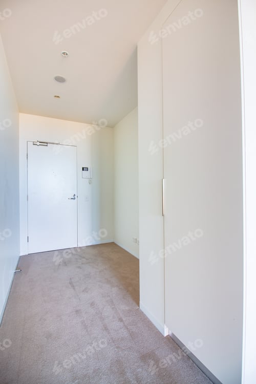 Preview: Empty New Apartment With Amazing Balcony View